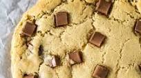 Giant Chocolate Chip Peanut Butter Cookie Giant Chocolate Chip Peanut Butter Cookie