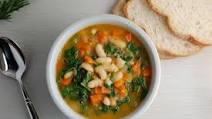 Hearty White Bean and Kale Soup - Pasta e Fagioli Hearty White Bean and Kale Soup - Pasta e Fagioli