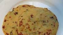Cornmeal, Urad Dal & Kasoori Methi Roti/Paratha Indian Flat Bread Cornmeal, Urad Dal & Kasoori Methi Roti/Paratha Indian Flat Bread