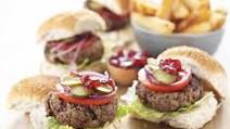 Cheeseburger & chips Cheeseburger & chips