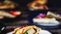 TikTok Tortilla Wrap Hack (6 Vegetarian Filling Ideas) TikTok Tortilla Wrap Hack (6 Vegetarian Filling Ideas)