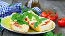 Healthy French Bread Pizza Healthy French Bread Pizza