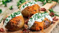 Loaded Baked Potatoes with Bacon and Sour Cream Loaded Baked Potatoes with Bacon and Sour Cream