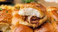 Hawaiian Pulled Pork Sliders Hawaiian Pulled Pork Sliders