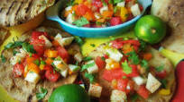 Salsa Picante de Sandía & Jícama con Tostadas a la Parrilla Salsa Picante de Sandía & Jícama con Tostadas a la Parrilla