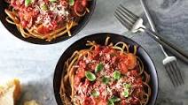 Slow Cooker Summer Veggie Marinara Over Spaghetti Slow Cooker Summer Veggie Marinara Over Spaghetti