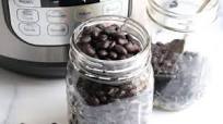 Instant Pot Black Beans (Unsoaked or Soaked!) Instant Pot Black Beans (Unsoaked or Soaked!)