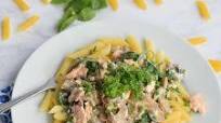 Low FODMAP pasta with salmon and spinach Low FODMAP pasta with salmon and spinach