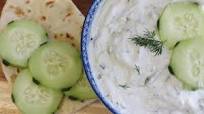 Easy Tzatziki Sauce Easy Tzatziki Sauce