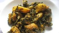Saag Aloo (Spinach and Potato Curry) Saag Aloo (Spinach and Potato Curry)