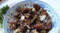 Paksiw na Lechon - Roast Pork Stew Paksiw na Lechon - Roast Pork Stew