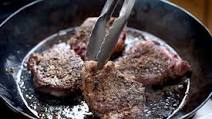 Simple Steak au Poivre Simple Steak au Poivre