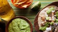 Guacamole Taquero (Tomatillo Guacamole) Guacamole Taquero (Tomatillo Guacamole)