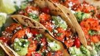 Chili Lime Shrimp Tacos with Avocado Jalapeno Crema Chili Lime Shrimp Tacos with Avocado Jalapeno Crema