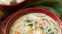 Creamy Chicken and Gnocchi Soup (Olive Garden Copycat) Creamy Chicken and Gnocchi Soup (Olive Garden Copycat)