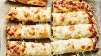 Cheesy Garlic Breadsticks Cheesy Garlic Breadsticks