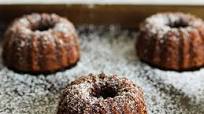 Mini Vegan Gingerbread Cakes Mini Vegan Gingerbread Cakes