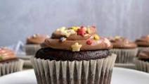 Paleo Vegan Chocolate Cupcakes (with Cassava Flour) Paleo Vegan Chocolate Cupcakes (with Cassava Flour)