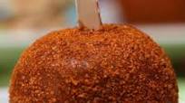 Chamoy Tajín Caramel Apples Chamoy Tajín Caramel Apples