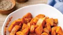 Garlic Roasted Sweet Potatoes (Makes the Best Leftovers) Garlic Roasted Sweet Potatoes (Makes the Best Leftovers)