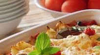 Creamy Chicken Pasta with Tomatoes and Mozzarella Creamy Chicken Pasta with Tomatoes and Mozzarella