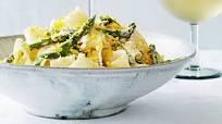 Egg Noodles with Asparagus and Grated Egg Yolks Egg Noodles with Asparagus and Grated Egg Yolks