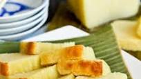 Kuih Bingka Ubi Kayu (Baked Tapioca Cake) Kuih Bingka Ubi Kayu (Baked Tapioca Cake)