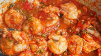 15-Minute Garlic Shrimp In Tomato Sauce (5 Ingredients!) 15-Minute Garlic Shrimp In Tomato Sauce (5 Ingredients!)