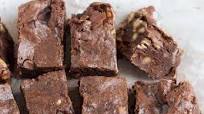 Slow Cooker Brownies + A Giveaway! Slow Cooker Brownies + A Giveaway!