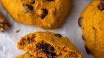 Crumbl Pumpkin Chocolate Chip cookies Crumbl Pumpkin Chocolate Chip cookies