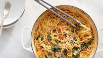 One-Pot Spaghetti With Cherry Tomatoes and Kale One-Pot Spaghetti With Cherry Tomatoes and Kale