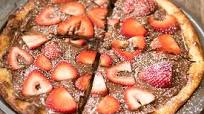 Strawberry Nutella Pizza Strawberry Nutella Pizza