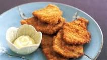 Tonkatsu (breaded pork loin) Tonkatsu (breaded pork loin)
