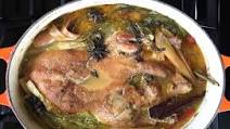 Vietnamese Braised Duck in Spicy Orange Sauce (Vit Nau Cam) Vietnamese Braised Duck in Spicy Orange Sauce (Vit Nau Cam)