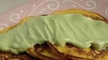 Chicken Pancakes with Avocado Sauce (SCD Intro Diet) Chicken Pancakes with Avocado Sauce (SCD Intro Diet)