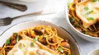 Spaghetti with Veal and Mushrooms au Gratin Spaghetti with Veal and Mushrooms au Gratin