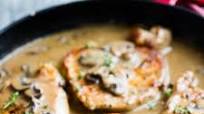 Pork chops with Garlic Mushroom Sauce Pork chops with Garlic Mushroom Sauce