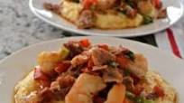 Shrimp and Grits Southern Style with Cheesy Grits Shrimp and Grits Southern Style with Cheesy Grits