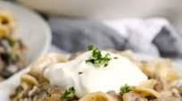Easy Mushroom Stroganoff Easy Mushroom Stroganoff