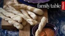Breadsticks with Dipping Sauce Breadsticks with Dipping Sauce