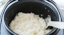 How to Make Sushi Rice in a Rice Cooker How to Make Sushi Rice in a Rice Cooker