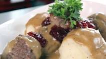 Norwegian Meatballs, Mashed Potatoes and Brown Sauce Norwegian Meatballs, Mashed Potatoes and Brown Sauce