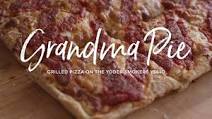 Grandma Pie – Grilled Pizza on the Yoder Smokers YS640 Grandma Pie – Grilled Pizza on the Yoder Smokers YS640