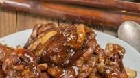 Chicken Adobo (An Authentic Filipino Recipe) Chicken Adobo (An Authentic Filipino Recipe)