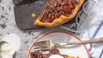 13 Easy, Delish Crock-Pot Desserts You Can Make Tonight 13 Easy, Delish Crock-Pot Desserts You Can Make Tonight