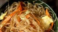 Pad Woon Sen (Thai Glass Noodle Stir Fry) Pad Woon Sen (Thai Glass Noodle Stir Fry)