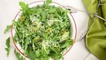 Mixed Green Salad with Orange Vinaigrette Mixed Green Salad with Orange Vinaigrette