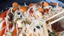 Sweet Chili Chicken and Noodle Stir Fry – Hungry Six Sweet Chili Chicken and Noodle Stir Fry – Hungry Six