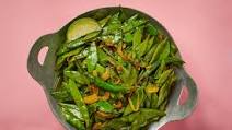 Sheem bhaji - Bangladeshi mangetout sauté Sheem bhaji - Bangladeshi mangetout sauté