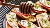 Apple Brie Crostini Apple Brie Crostini